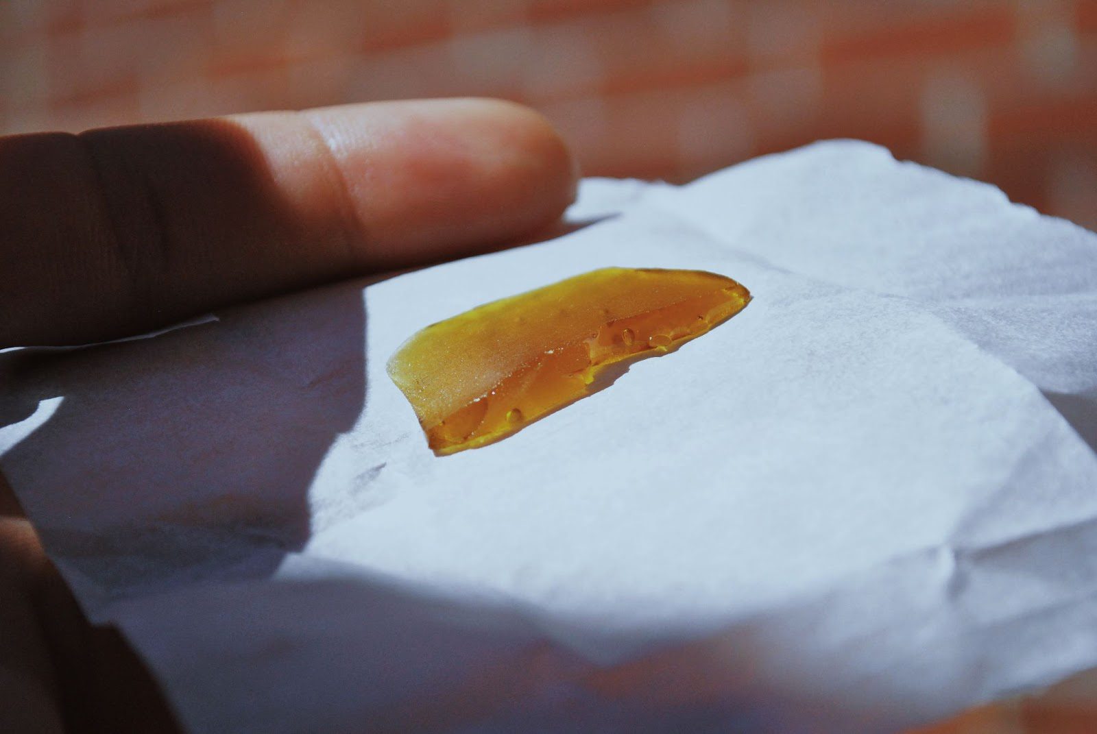 How To Store Live Resin and Keep It Fresh