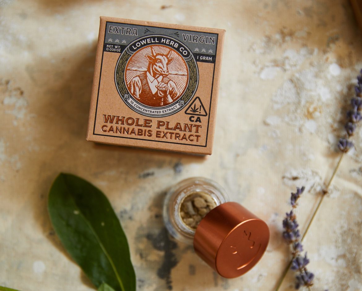 Lowell Farms extract concentrate live rosin review_ Emjay