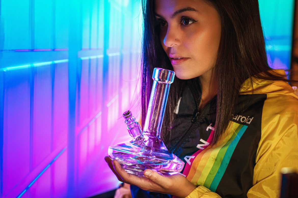 grav-bong-unsplash